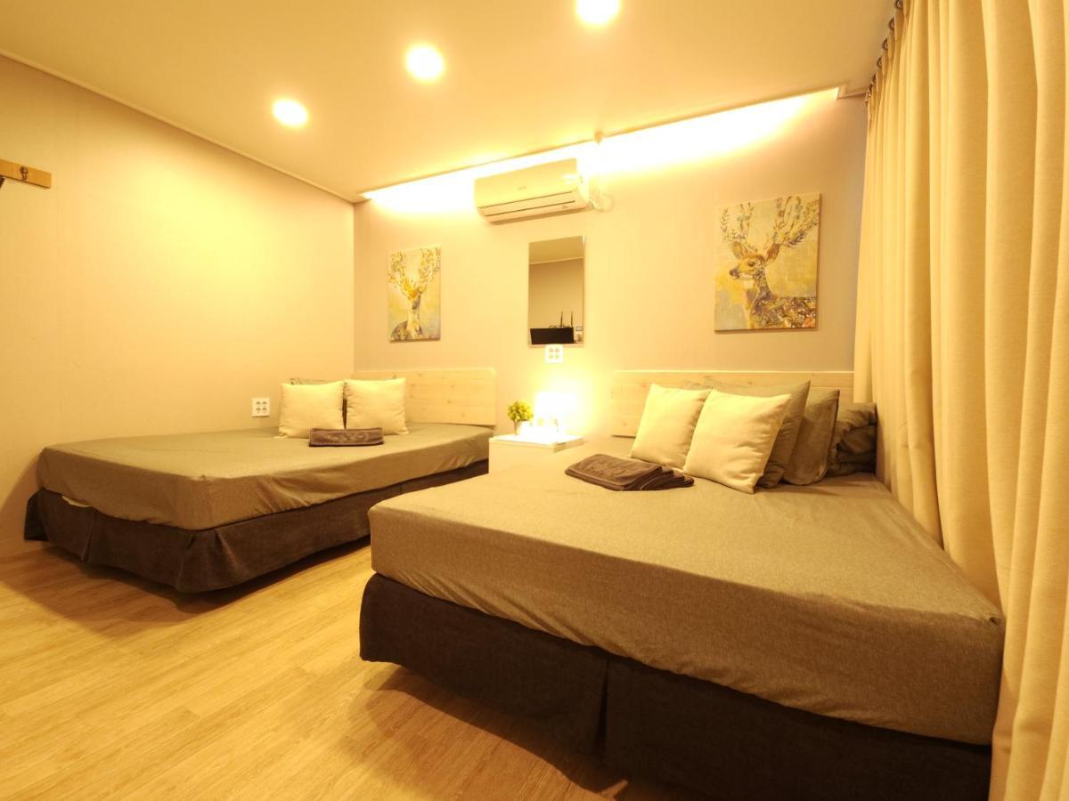 Oyo Hostel Myeongdong 1 Сеул Екстер'єр фото