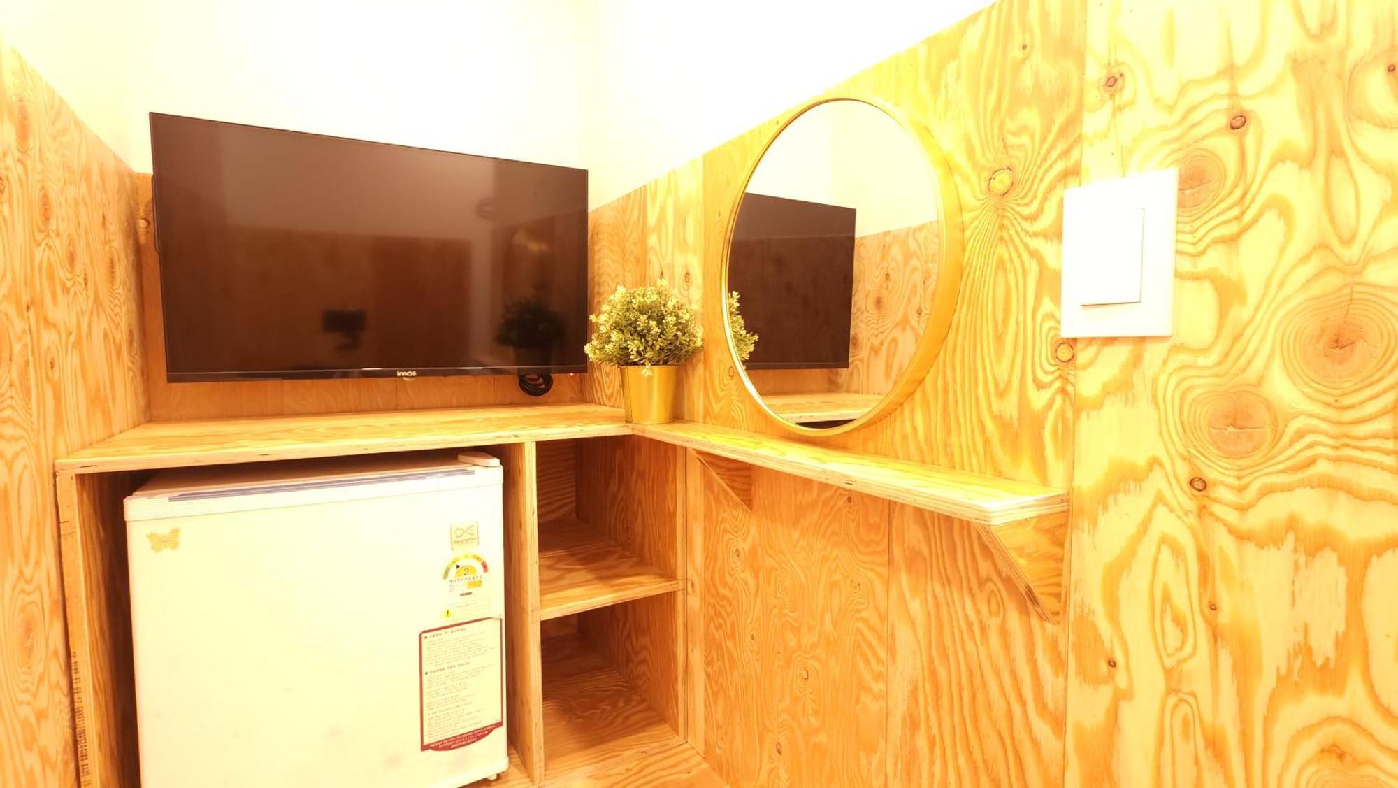 Oyo Hostel Myeongdong 1 Сеул Екстер'єр фото