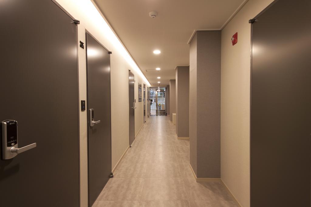 Oyo Hostel Myeongdong 1 Сеул Екстер'єр фото